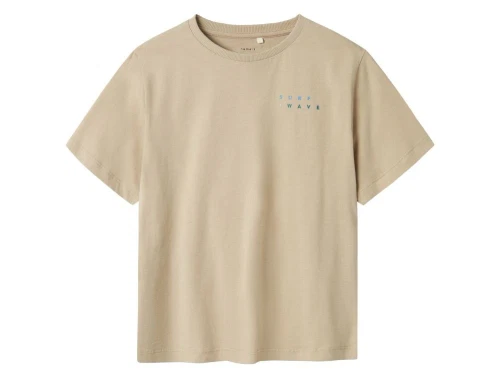 t-shirt fra name it i beige med lille blå tekst foran, set forfra