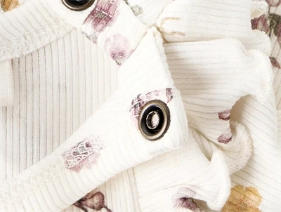 Lil\' Atelier body coconut milk med blomster og flæser