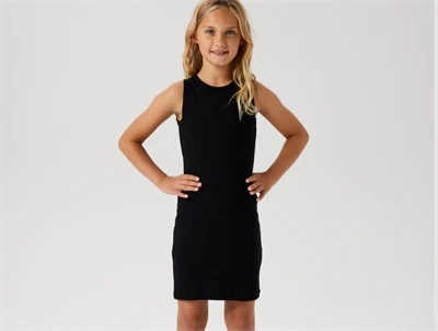 Name It kjole i sort rib til børn