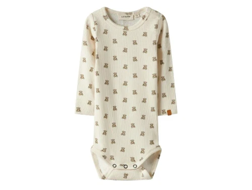 lil\' atelier body i beige med teddy bear-print og trykknapper, set forfra
