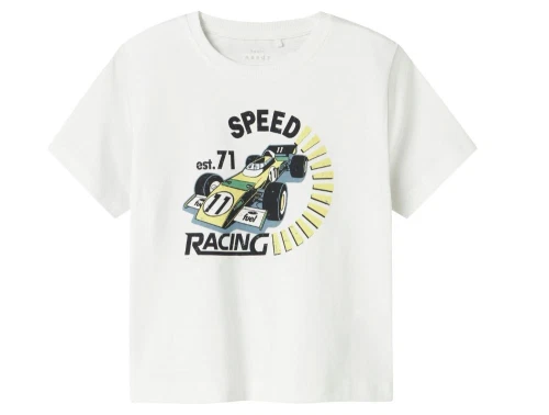 hvid t-shirt fra name it med racerbilprint og teksten speed racing