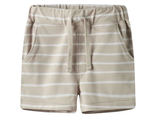 beige shorts fra name it med hvide striber og bindesnor i taljen