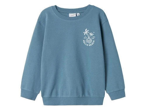 blå sweatshirt fra name it med hvidt hello beach print på brystet
