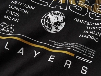 Name It t-shirt detalje af world class print i sort nuance