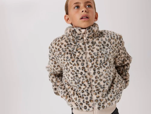 Name It teddyjakke med leo print beige nuance på barn