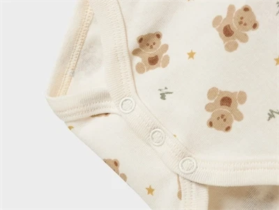 Name It body 3-pak i beige nuancer med bamseprint