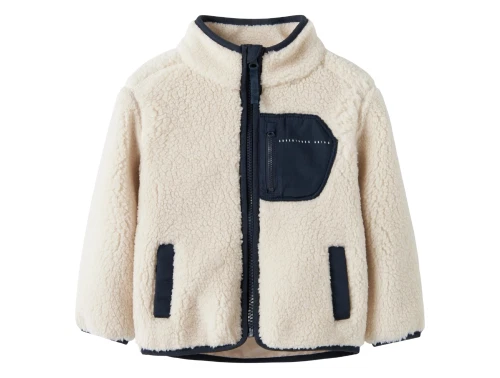 Name It sherpa jakke beige med mørkeblå brystlomme set forfra