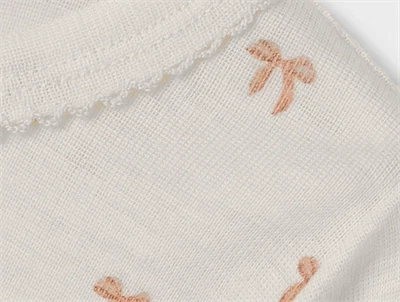 Detalje af Lil\' Atelier bluse i turtledove melange uld modal