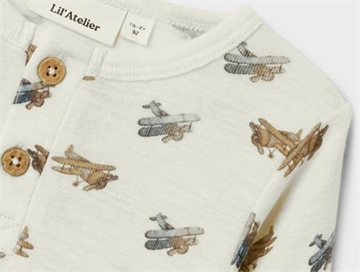 Detalje af Lil\' Atelier bluse i turtledove melange uld modal