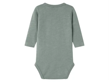 bagside af body fra Name It i slate gray 