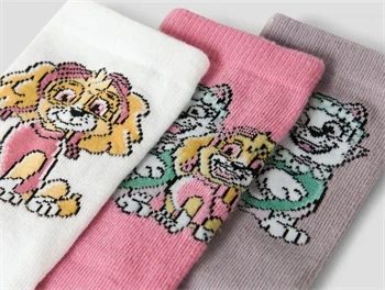 Nærbillede af Paw Patrol motiver på 3-pak strømper fra Name It