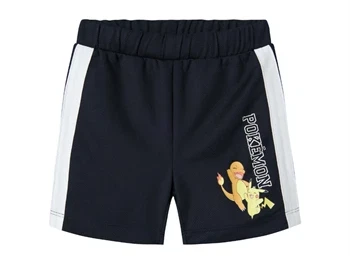 Mørkeblå Pokémon shorts fra Name It med Pikachu og Charmander