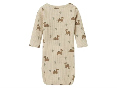 body fra Name It i peyote med kamelprint bagfra