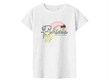 name it t-shirt i hvid med pokemonmotiv og regnbue, set forfra
