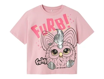 name it t-shirt i rosa med stort furby print og sølvdetaljer, set forfra