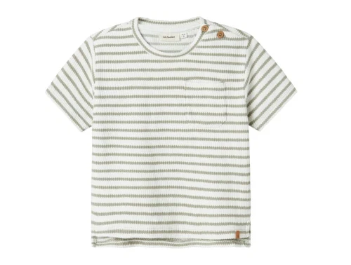 T-shirt fra Lil\' Atelier i seagrass med striber og knapper på skulderen