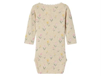 Body set bagfra fra Name It i peyote melange med blomstermønster