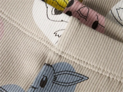 Name It Pokémon leggings i råhvid nuance med farverigt print