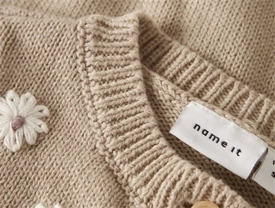 Name It cardigan peyote med blomsterbroderi