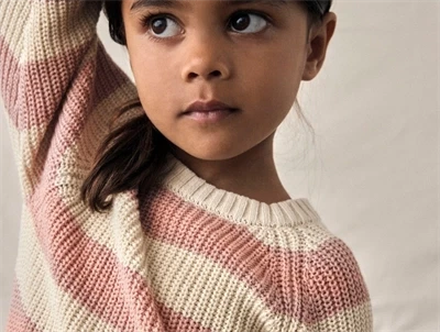 Lil' Atelier striktrøje turtledove med rosa striber