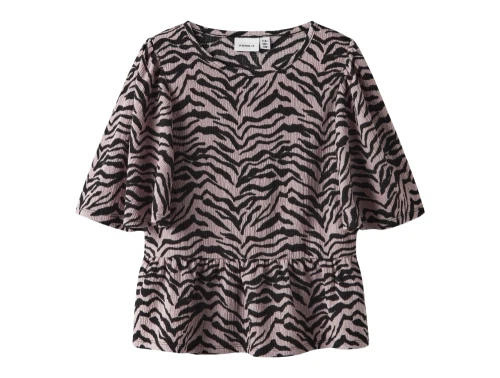 Name It top i lilla nuance set forfra