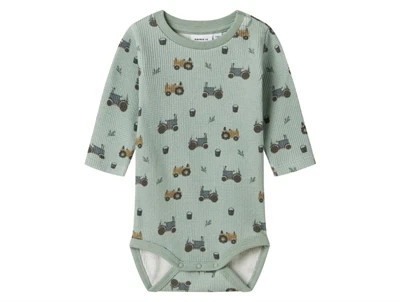 Name It body jadeite med traktorprint