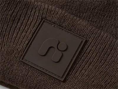 Name It beanie seal brown med badge