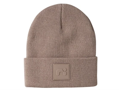 Name It beanie silver mink med badge