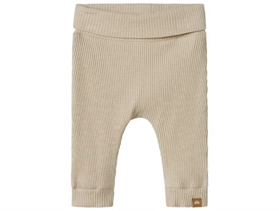 Name It bukser i beige nuance med ribstruktur