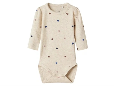 Name It Baby body i peyote melange med hjerteprint og pufærmer