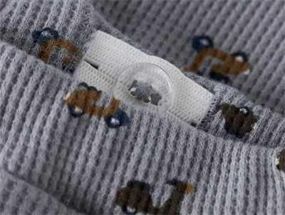 Name It bukser i grå nuance med små scootere