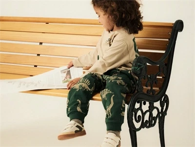 name it mini bukser garden topiary med dinosaurprint på barn