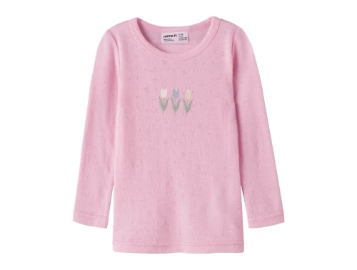 Name it bluse i merinould rosa med blomsterprint set forfra