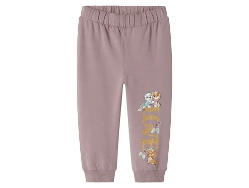 Lilla sweatpants fra Name It med Paw Patrol print og glittertekst Nærbillede af justerbar elastik i taljen på lilla sweatpants