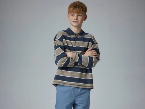 Dreng iført Name It stribet poloshirt roasted cashew