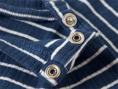 Name It body i mørkeblå nuance med hvide striber