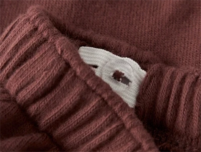 Lil\' Atelier MINI bukser i brun nuance med flæsekant i taljen