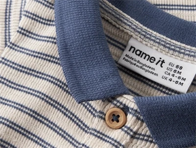 Name It body i blå nuance detalje med krave og knapper