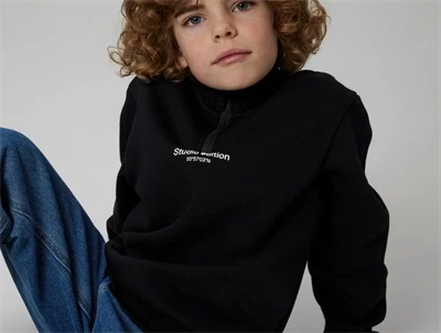Name It sweatshirt sort med halv lynlås