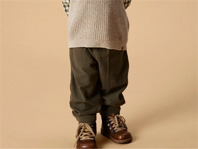 Lil\' Atelier bukser sea turtle vist på barn