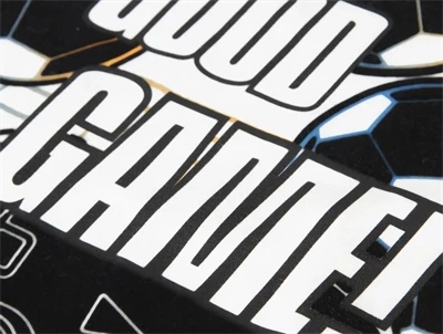 Name It t-shirt i råhvid med fifa print og fodboldmotiv