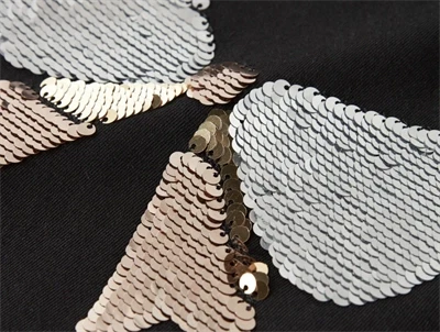 Name It bluse sort med sløjfe i pailletter