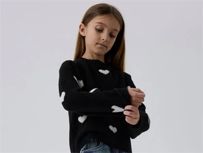 Name It striktrøje sort med hvide hjerter pige