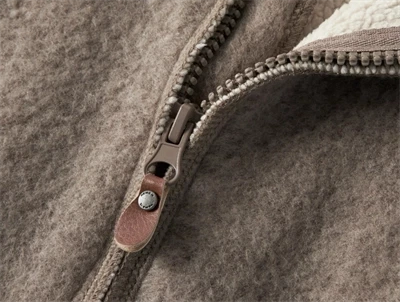 Name It fleecejakke walnut med hætte