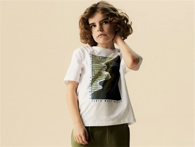 Name It t-shirt i hvid nuance bright white set på model