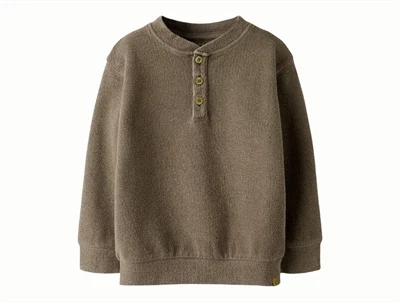 Lil' Atelier sweatshirt i brun nuance med knaplukning set forfra