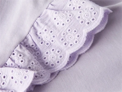 Name It midi kjole i lilla nuance orchid petal med broderede flæseærmer