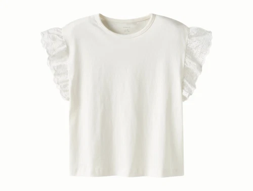 Name It top i råhvid nuance gardenia med flæseærmer