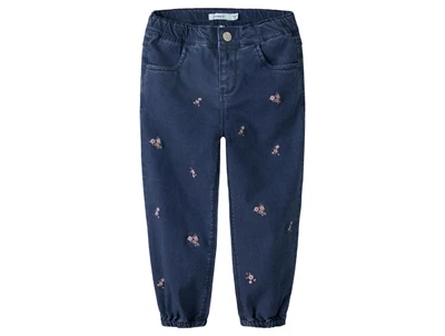 Name It jeans i mørkeblå med blomsterbroderi og elastikkanter