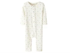 lil' atelier heldragt i råhvid med små gule pærer og trykknapper, set forfra